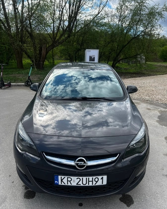 Opel Astra cena 28900 przebieg: 130000, rok produkcji 2015 z Kraków małe 46